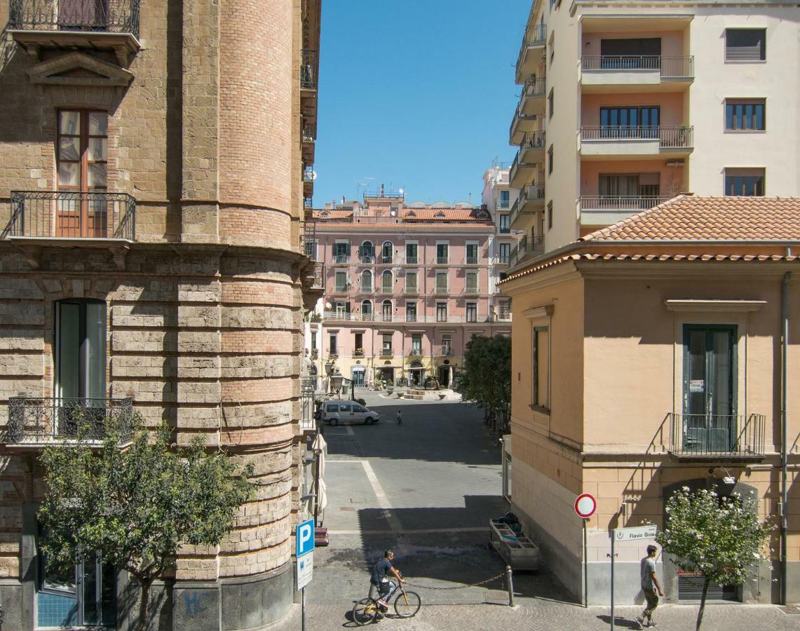A Casa Di Adri Apartment Salerno Ngoại thất bức ảnh