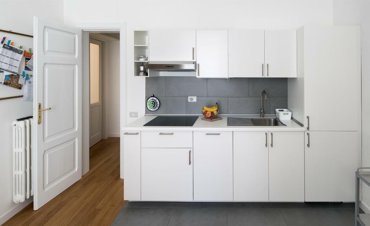 A Casa Di Adri Apartment Salerno Ngoại thất bức ảnh
