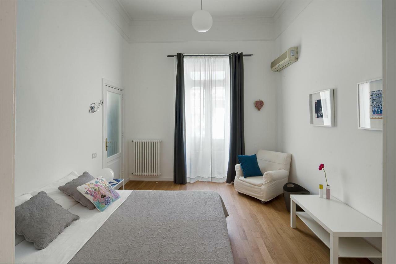A Casa Di Adri Apartment Salerno Ngoại thất bức ảnh